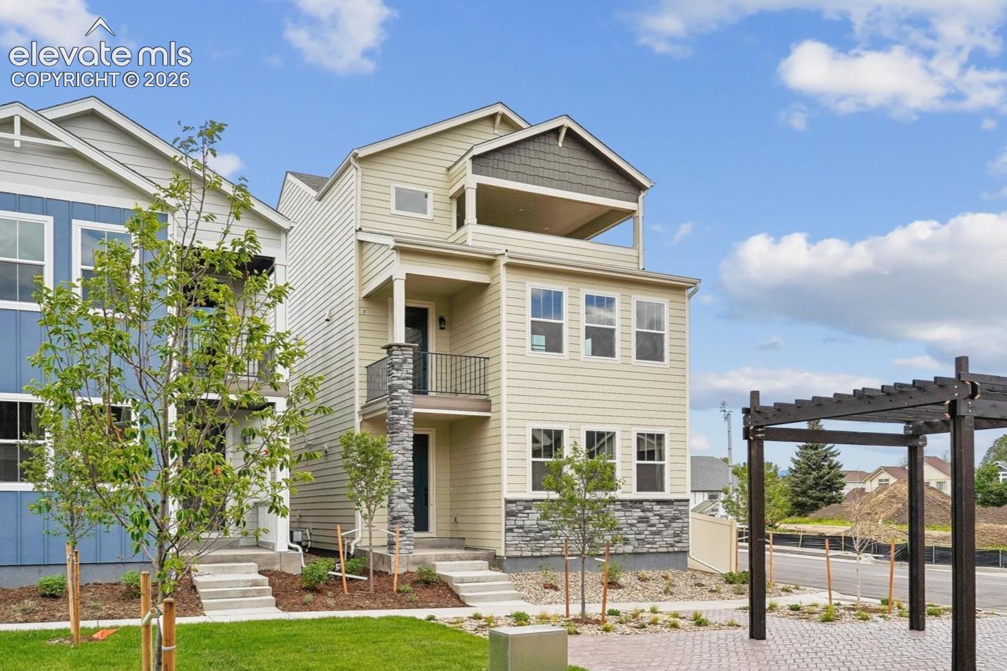 3047 Curly Grove