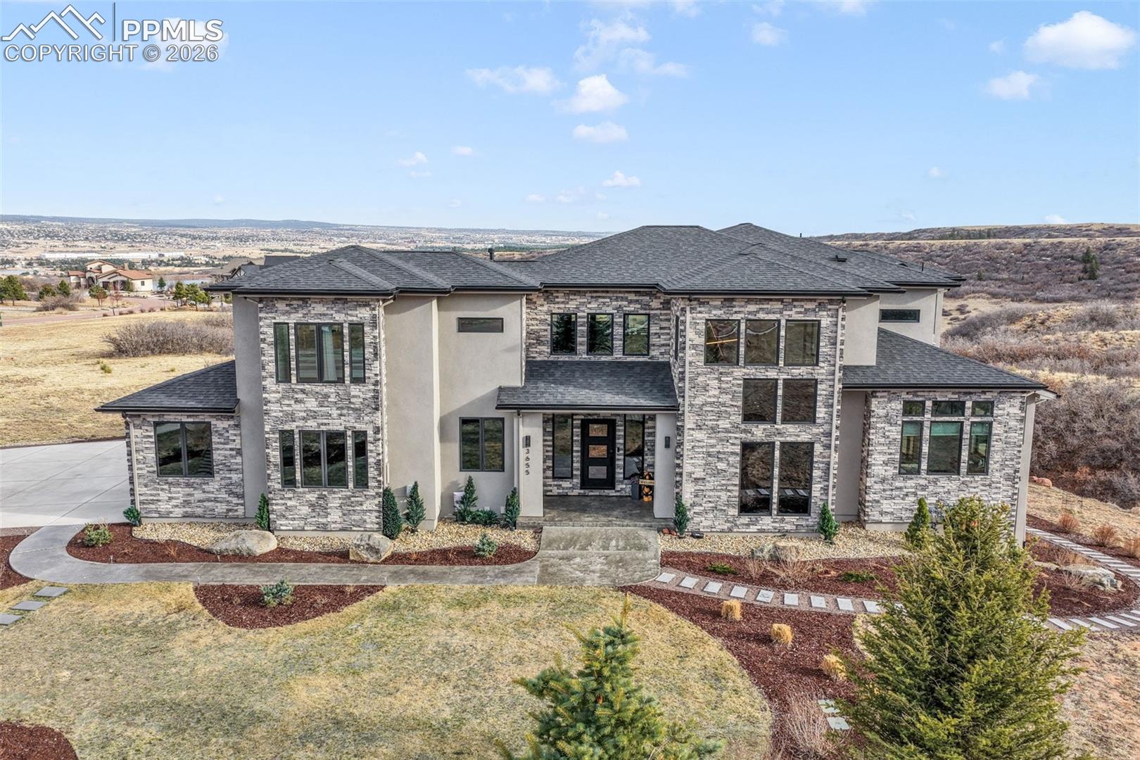 3655 Mesa Top Drive
