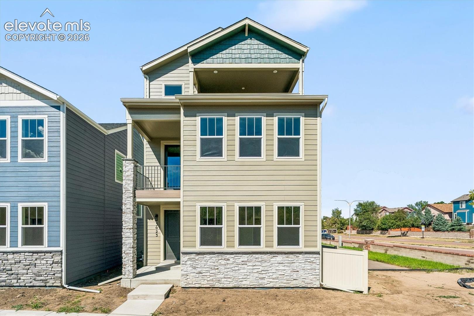 3023 Curly Grove