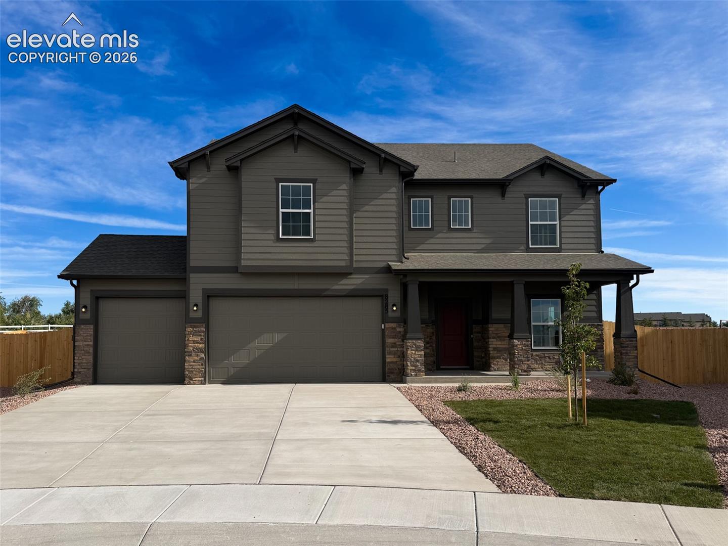 8285 Lemon Grass Road