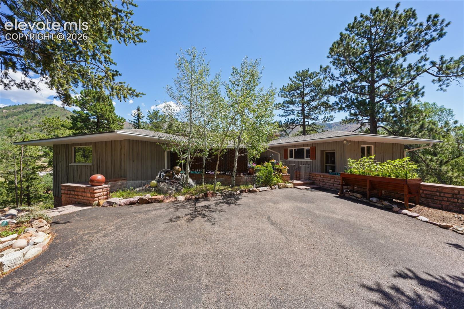 9340 Columbine Trail