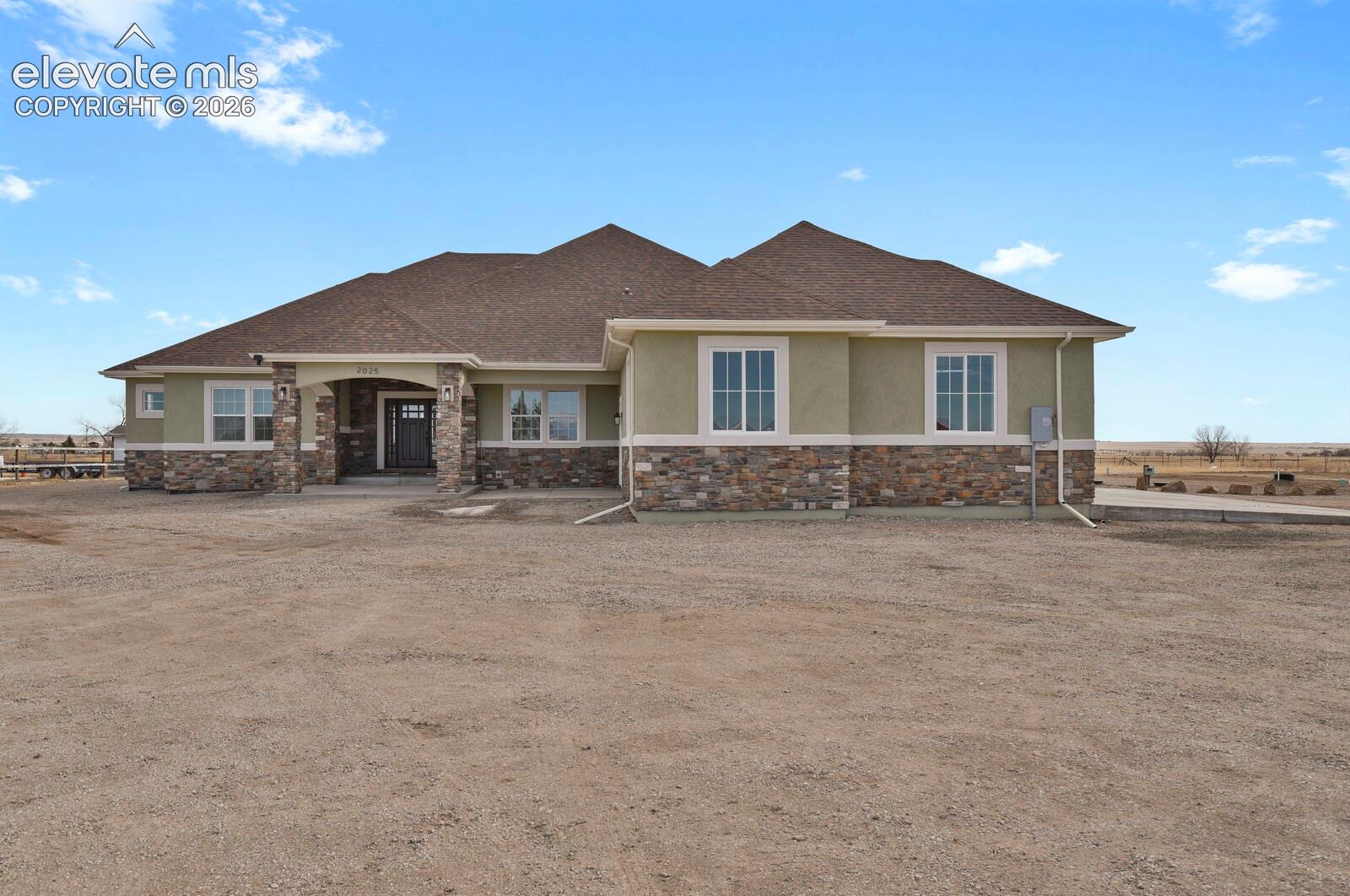 2015 N Ellicott Highway