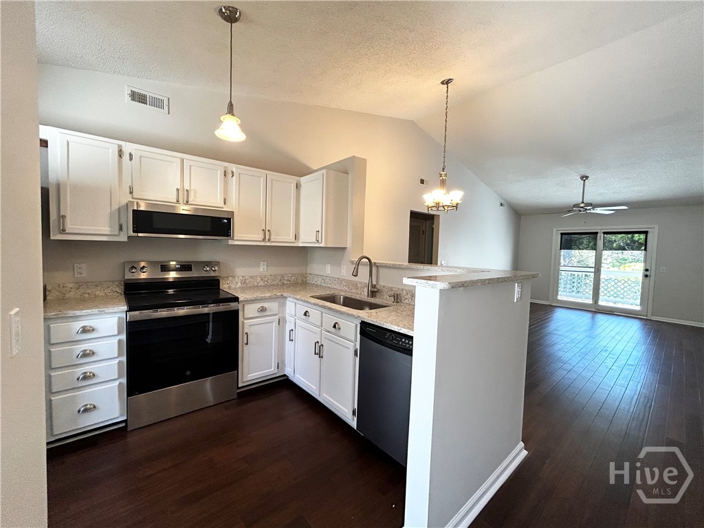 Featured Listing Photo