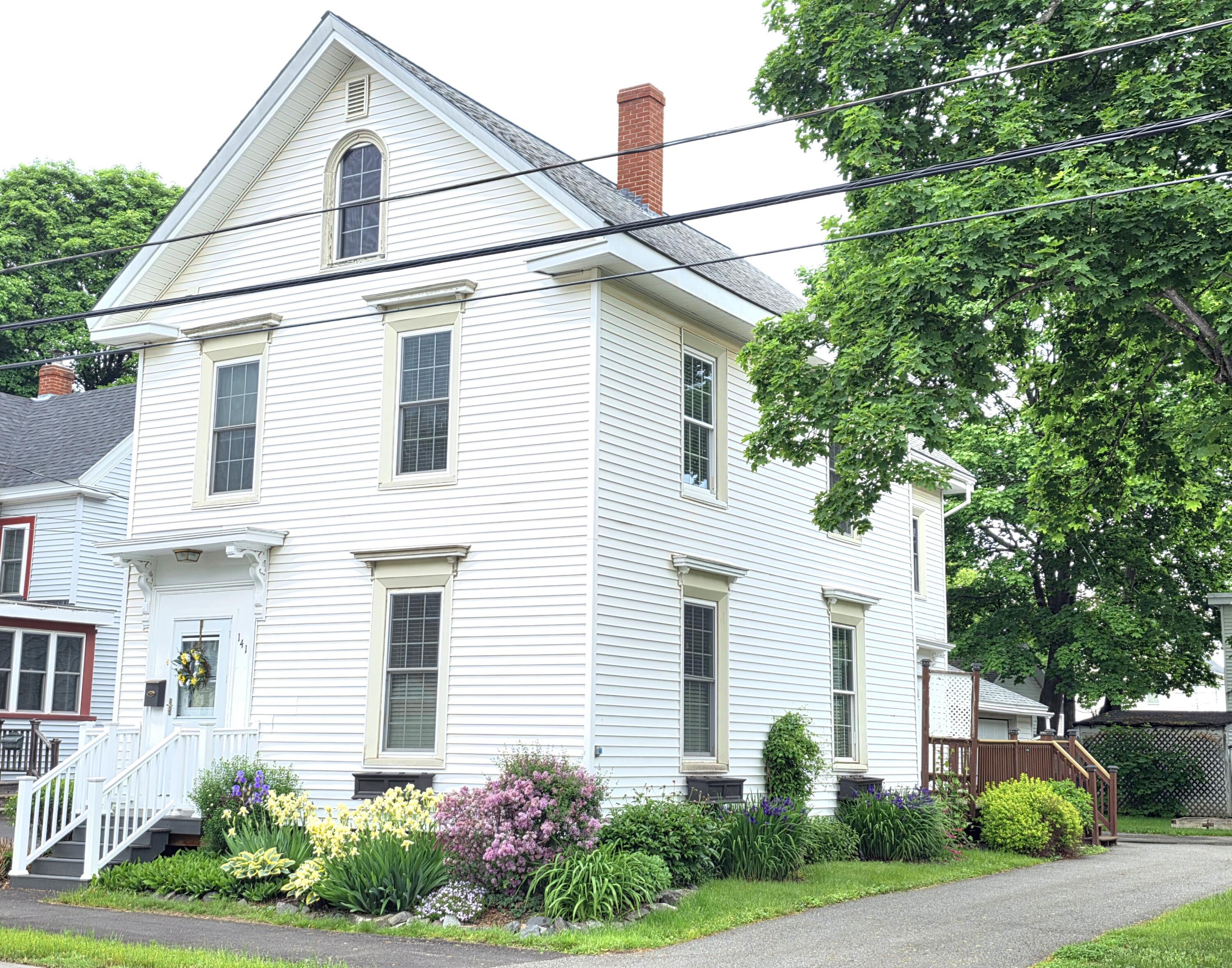 Featured Listing Photo