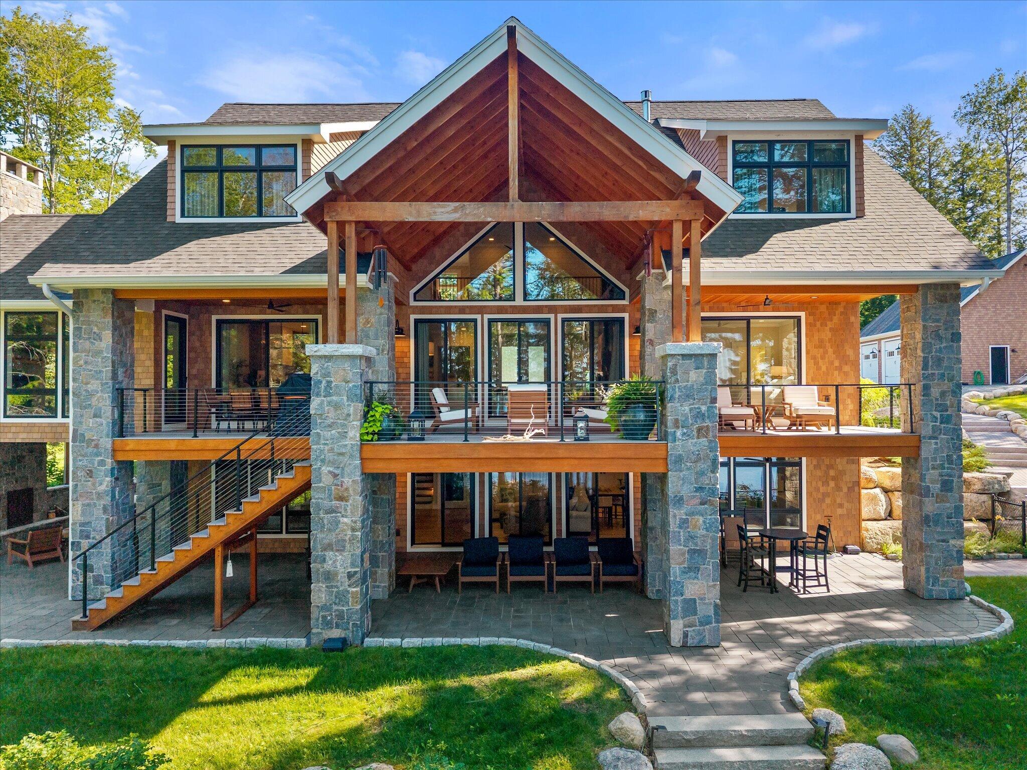 Featured Listing Photo