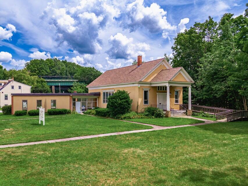 Featured Listing Photo